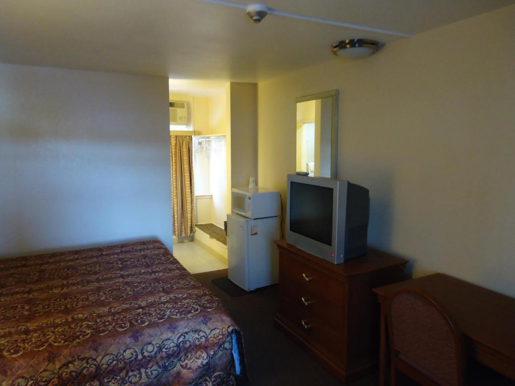 Canadiana Motel Съдбъри Екстериор снимка